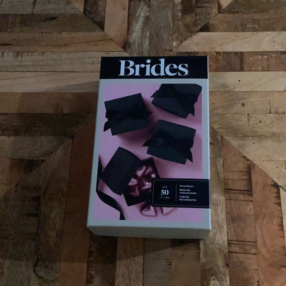 BRIDES favor boxes